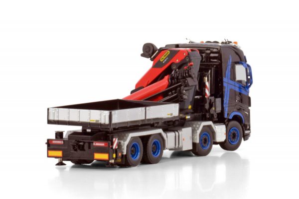 WSI 04-2205 - VOLVO FH5 GLOBETROTTER 8X4 WITH PALFINGER PK 1350 TEC + JIB DEMOUNTABLE BODY - Image 3