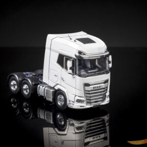 Tekno 91370 - DAF XG+ 6x2 tag axle RHD